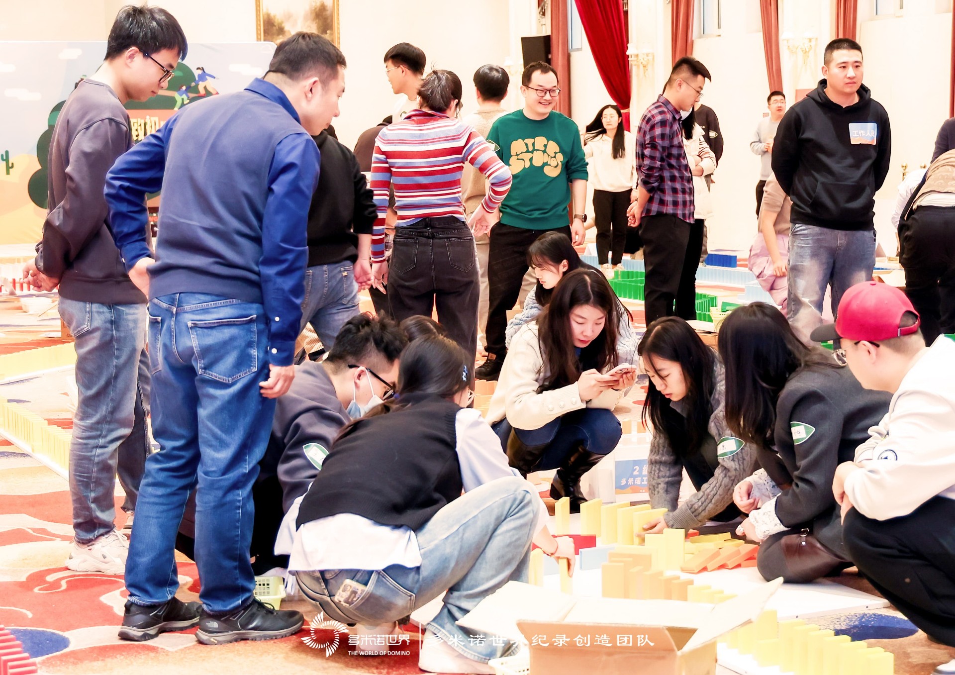 “致初心，啟未來”—— 西云數(shù)據(jù)多米諾團隊共創(chuàng)